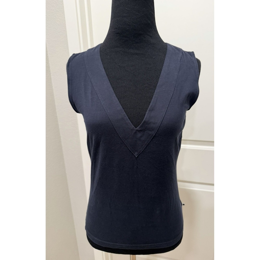 AKRIS PUNTO Navy Blue Deep V-neck Casual Sleevless top 6 Layering Piece